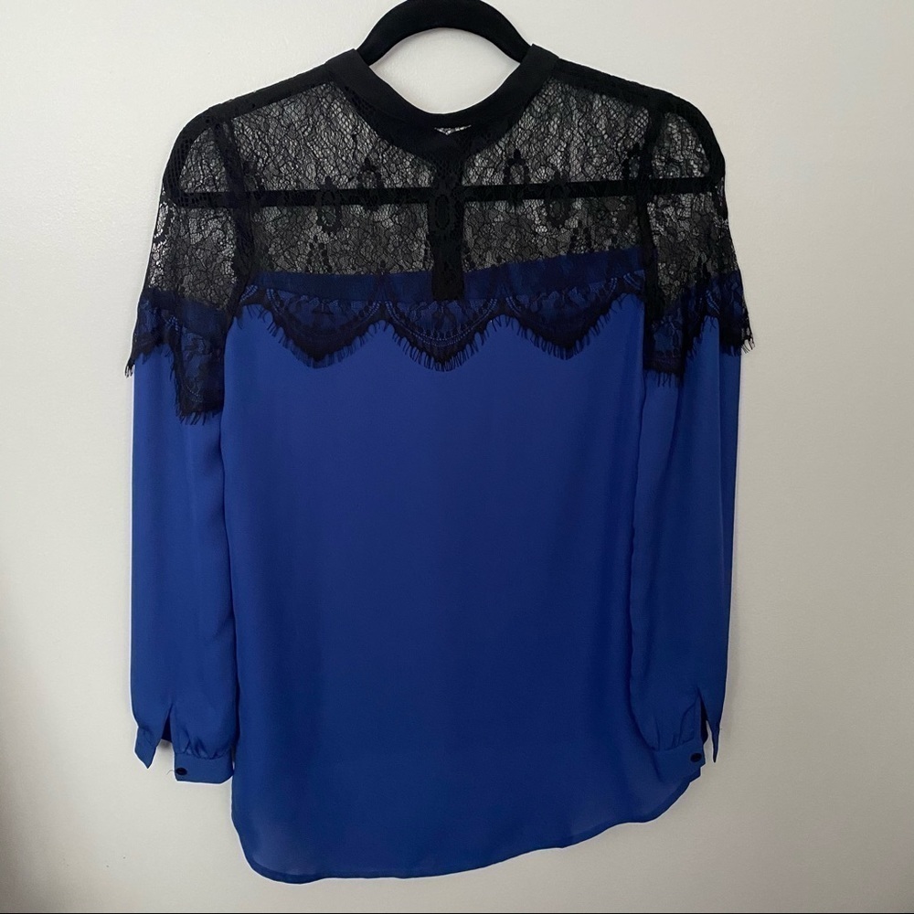 Lace top button down long sleeve - Picture 3 of 4
